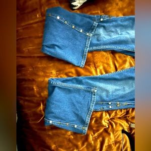 Great condition jeans all buttons intact